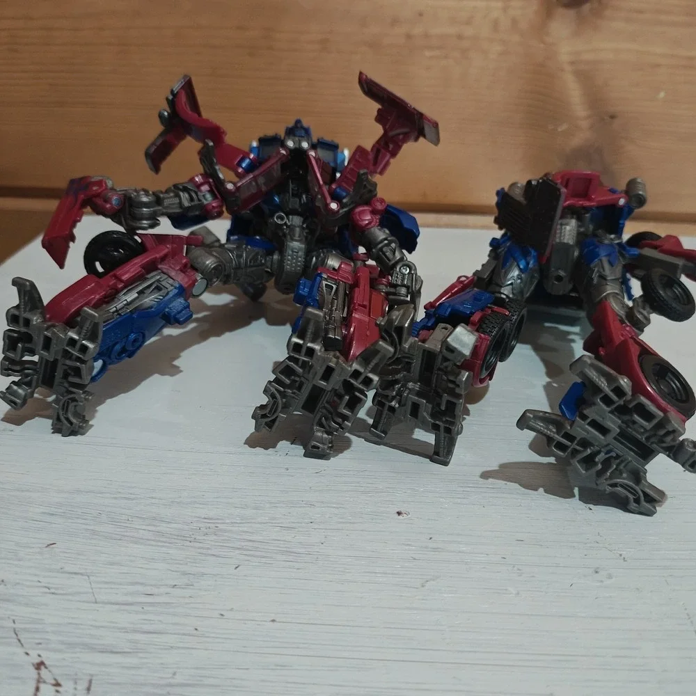 2 Incomplete Transformers Studio Series SS-05 Optimus Prime Voyager Class ZB3